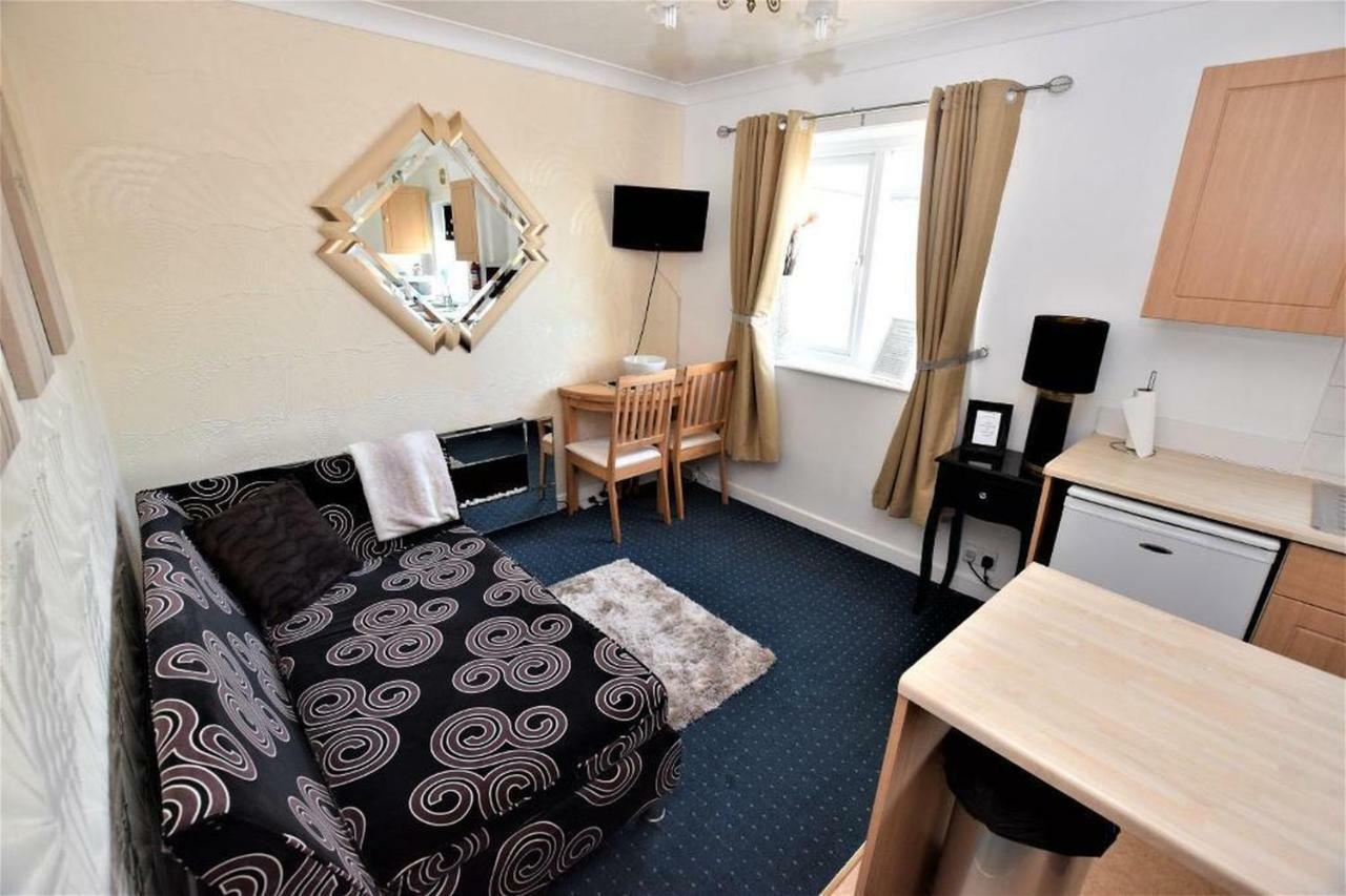 Bridle Lodge Apartments Blackpool Buitenkant foto