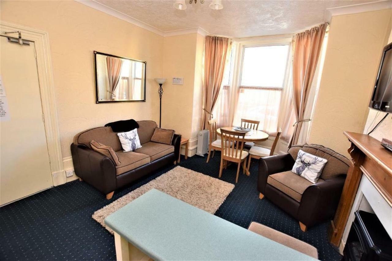 Bridle Lodge Apartments Blackpool Buitenkant foto